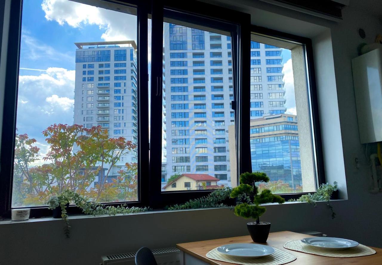 Cozy Apartment With Self Check-In Near Promenada Mall And Verdi Park บูคาเรสต์ ภายนอก รูปภาพ