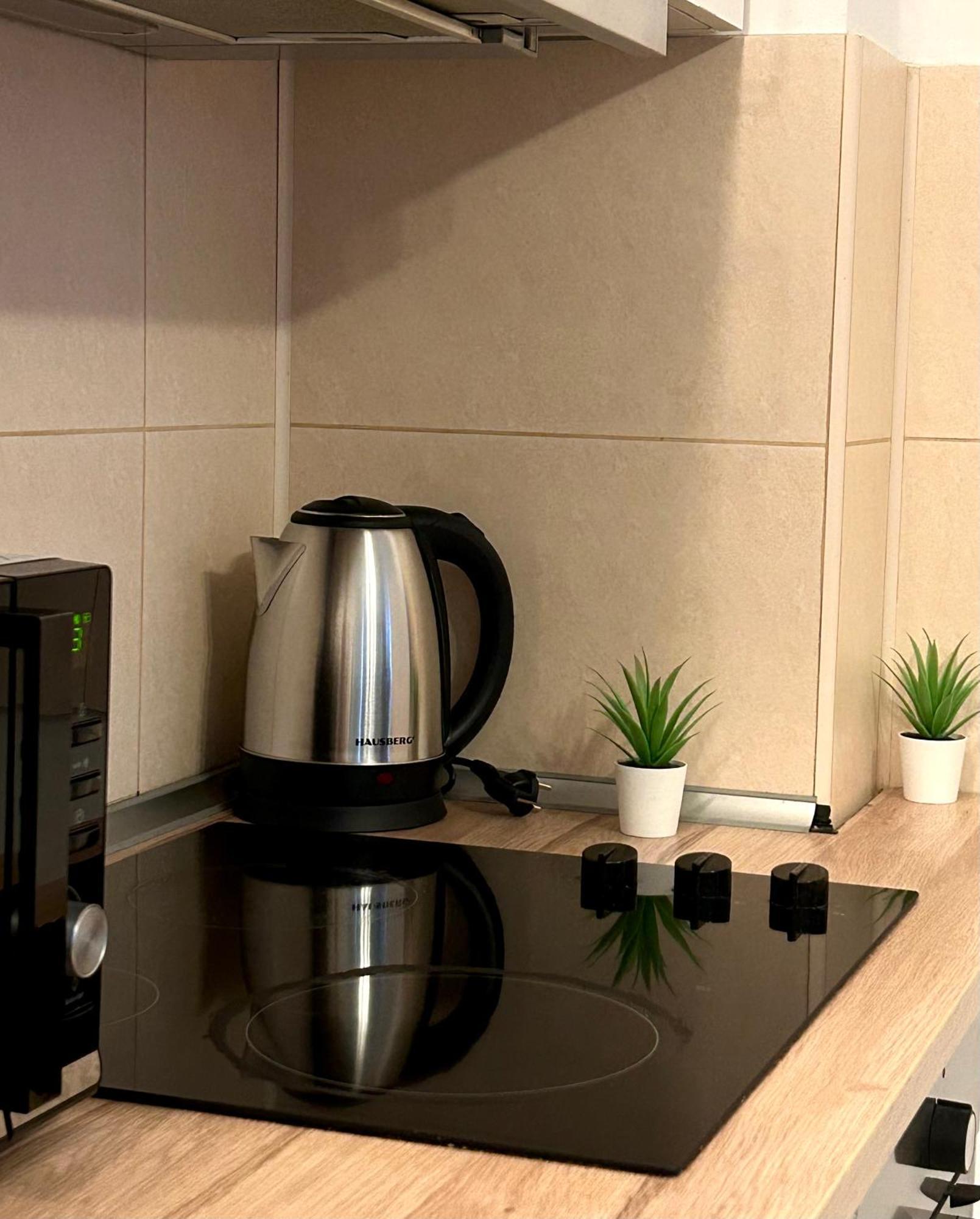 Cozy Apartment With Self Check-In Near Promenada Mall And Verdi Park บูคาเรสต์ ภายนอก รูปภาพ