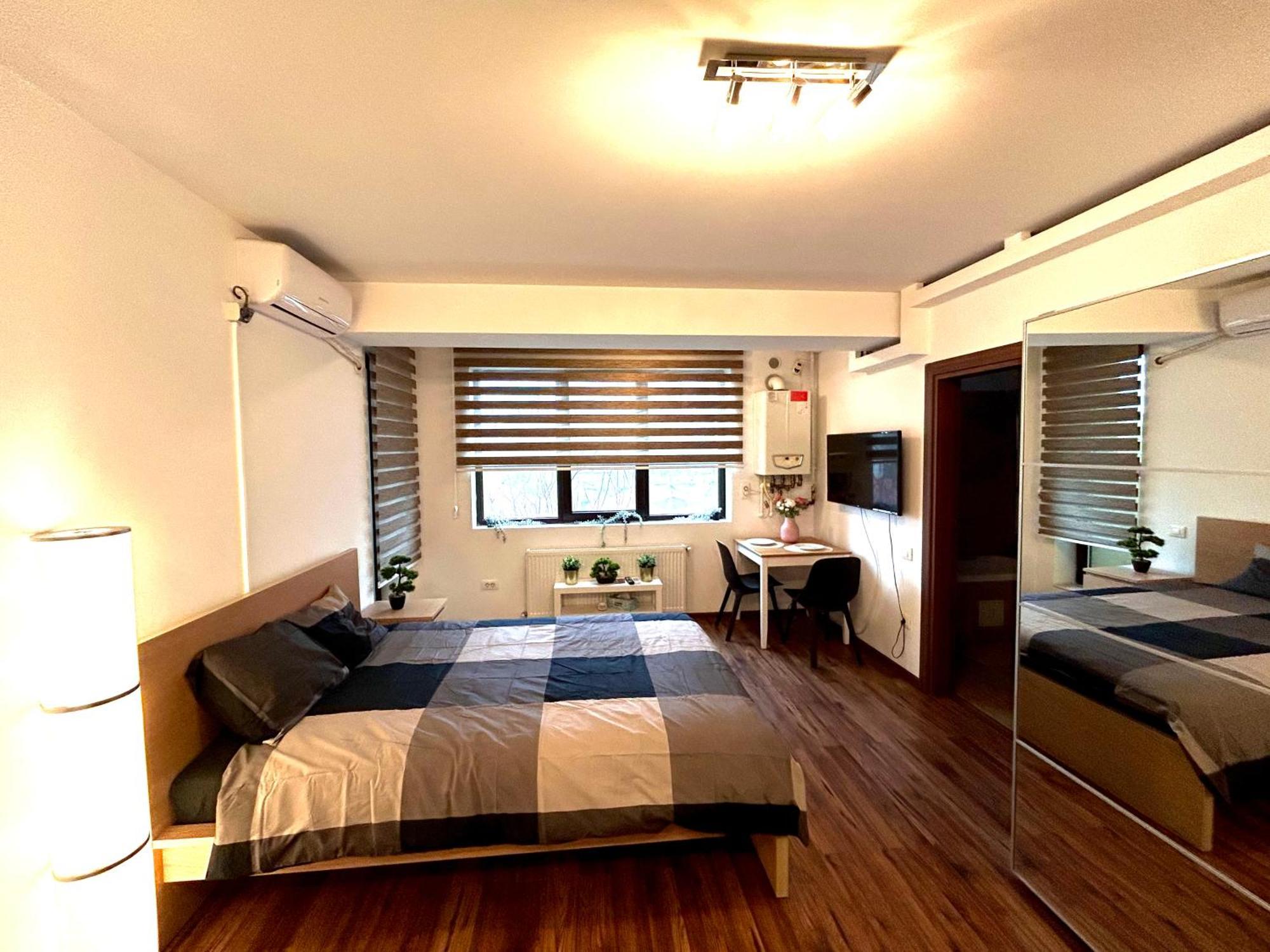 Cozy Apartment With Self Check-In Near Promenada Mall And Verdi Park บูคาเรสต์ ภายนอก รูปภาพ