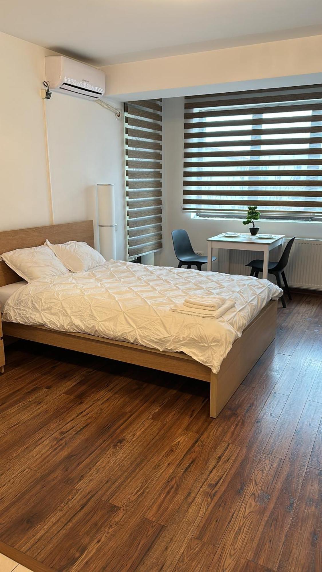 Cozy Apartment With Self Check-In Near Promenada Mall And Verdi Park บูคาเรสต์ ภายนอก รูปภาพ