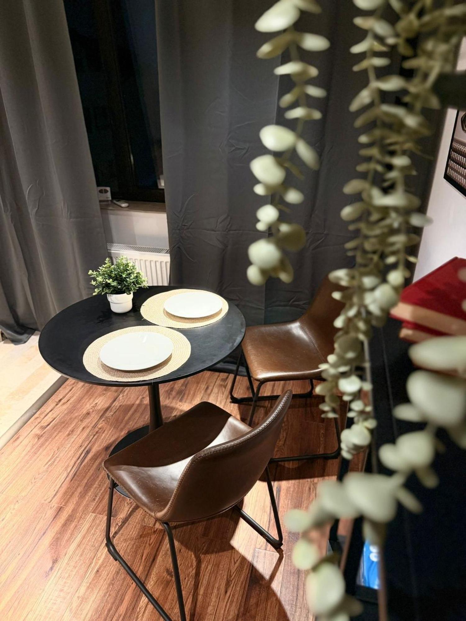 Cozy Apartment With Self Check-In Near Promenada Mall And Verdi Park บูคาเรสต์ ภายนอก รูปภาพ